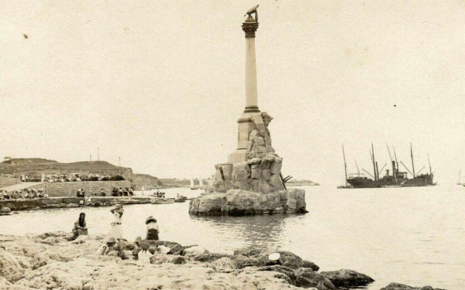 Сегодня наш любимый город празднует свой 242-й день рождения