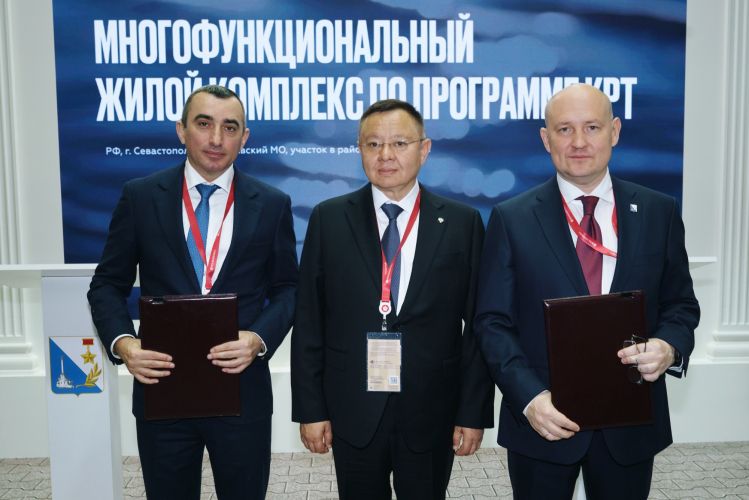 Alias Group ������� ������� 180 ���� ������ � ���������-������������� �������� �����������