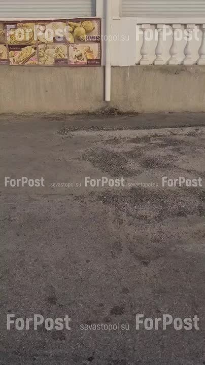 #_.        :      