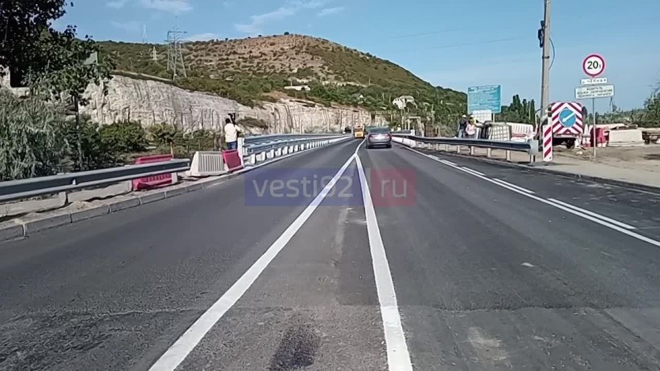    ׸  -   