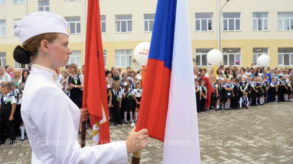 Детям до 18 лет в Севастополе выплатят по 5000 рублей для подготовки к новому учебному году