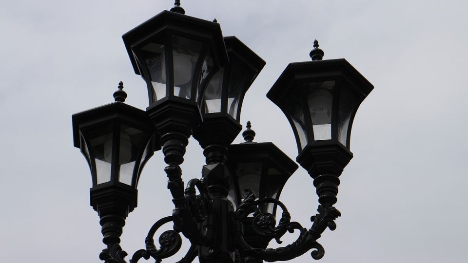 Баня останется без электричества: в Симферополе, Ялте, Керчи, Джанкое, Феодосии, Бахчисарае и Севастополе отключат свет 25 августа