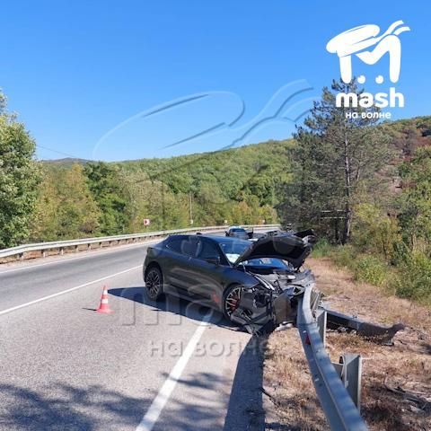 Шесть человек пострадали в ДТП на трассе Ялта — Севастополь