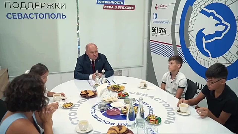 ������ ��������� ���������� � ��������������� ������ � ������ ����� ������� ������� � �����