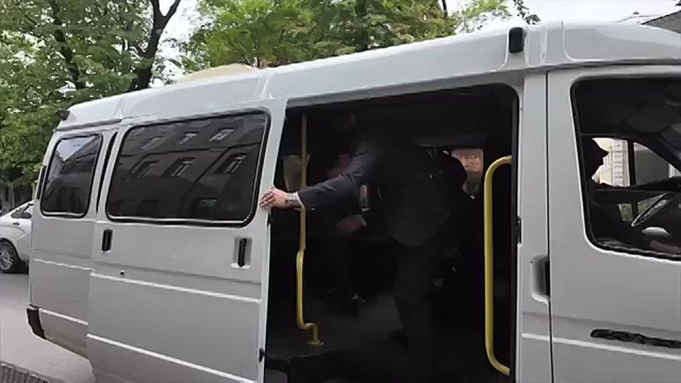 ������ �������� ����������� � 17 ����� �������� ������ �� ���������� �������� � �����