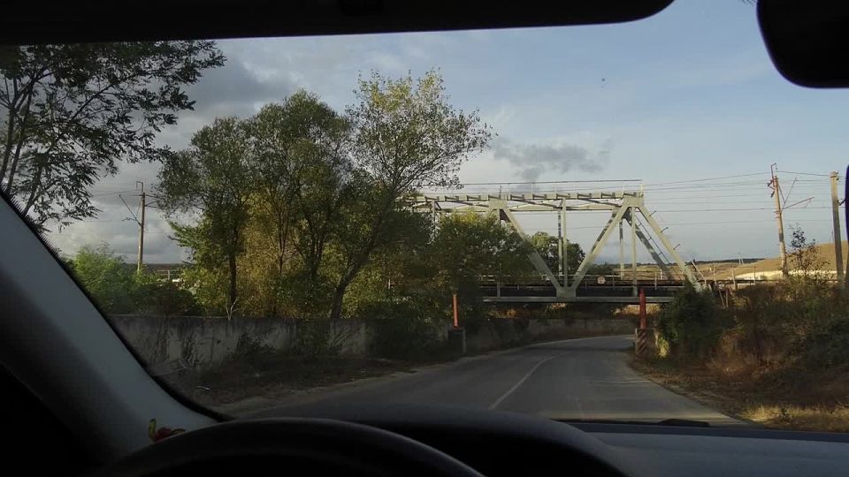 За попытку подрыва ж/д моста в Севастополе местный житель приговорен к 15 годам колонии строгого режима – Южный окружной военный суд