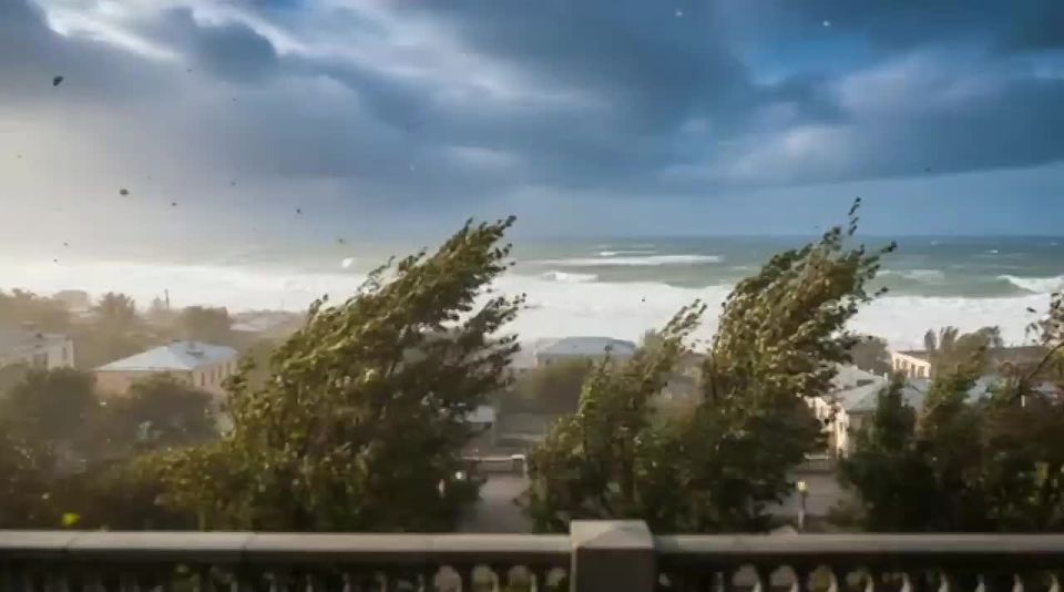 Усиление ветра до 20 м/с ожидается в Севастополе завтра, 10 октября