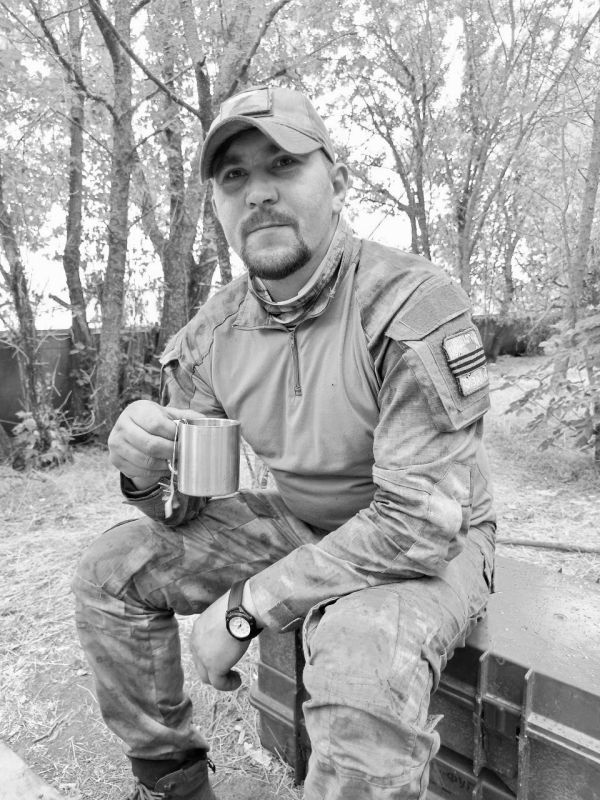 Севастополь простился с морпехом Игорем Криворотовым