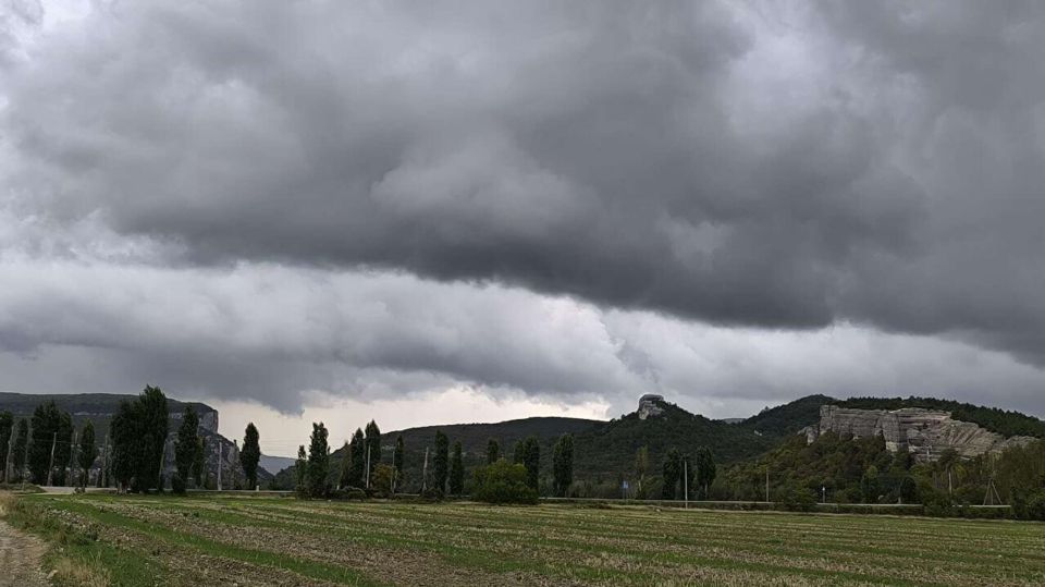 Очень сильные дожди и шторм: погода в Крыму на субботу