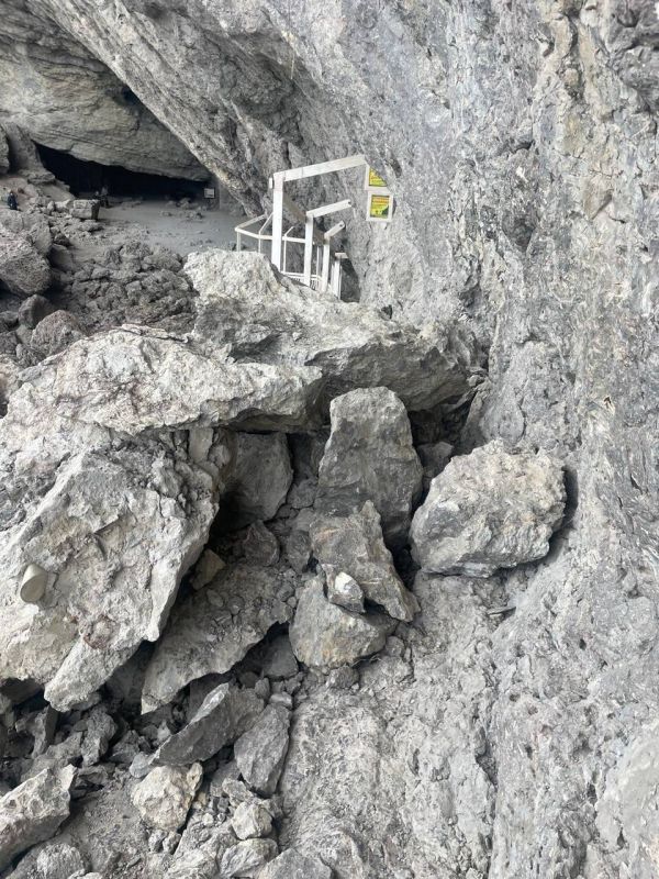 На «Тропе Голицына» в гроте произошёл обвал скалы — Минприроды Крыма