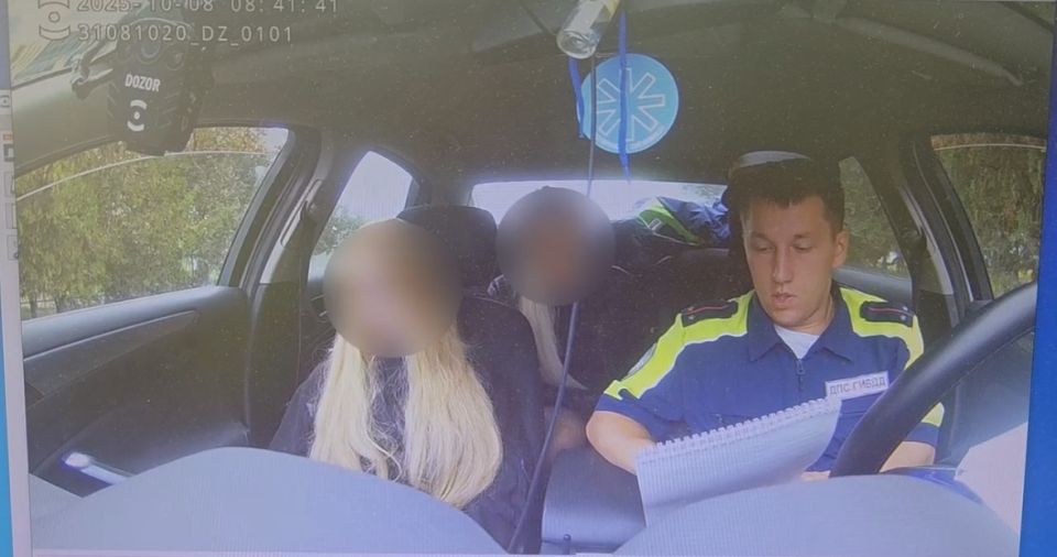 Опасную поездку подростков в школу на питбайке пресекли сотрудники Госавтоинспекции