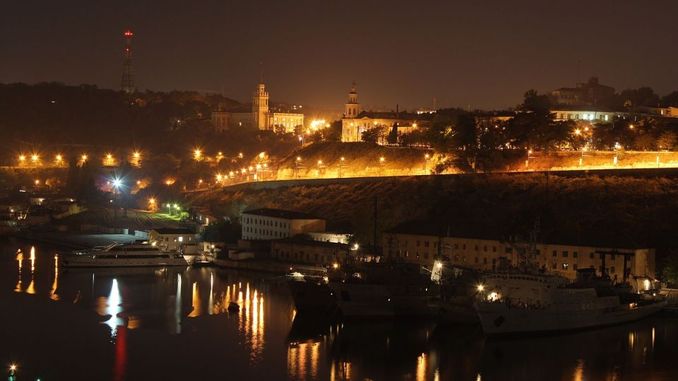 В Севастополе громко из-за учений флота