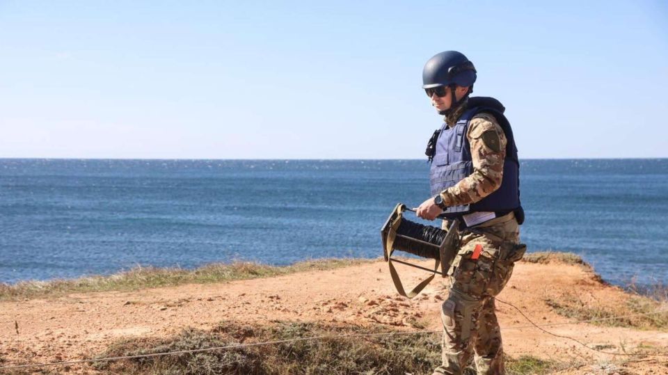 МЧС Севастополя просит население не волноваться из-за громких звуков