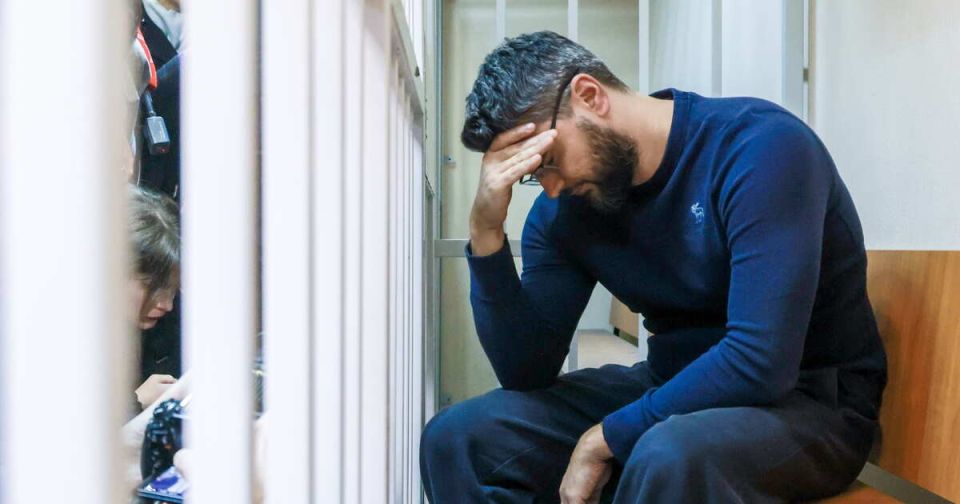 Суд отложил заседание по делу пасынка Стаса Намина из-за отсутствия подсудимого