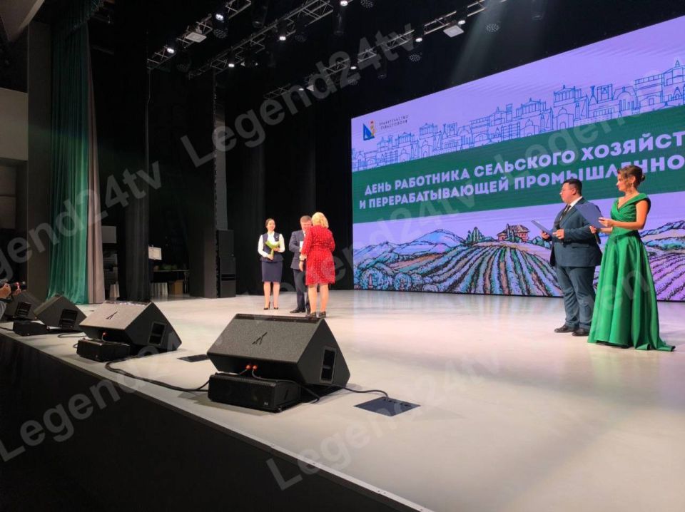 Первокурсников СевГУ направления «Агротехнологии» посвятили в молодые аграрии