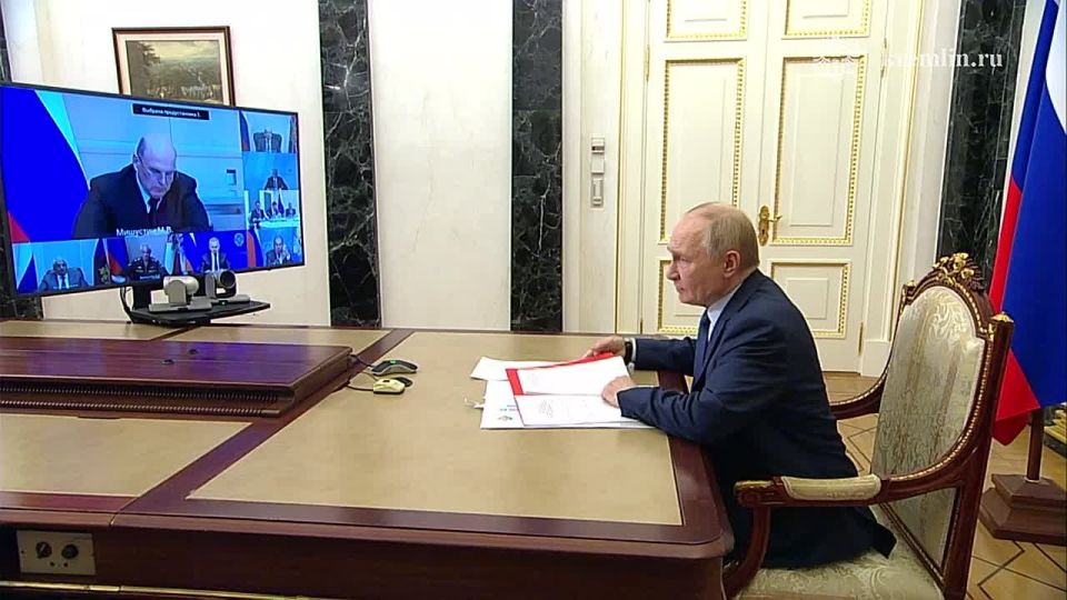 Путин провёл совещание с постоянными членами Совбеза РФ – Кремль