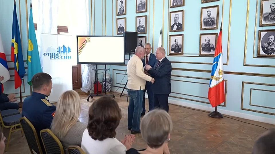 Михаил Развожаев: Сегодня в России отмечается День отца