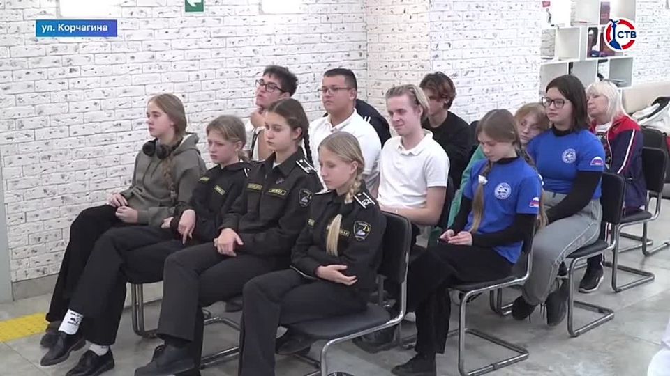 В Молодёжном центре прошла встреча проекта «Диалог с героем»