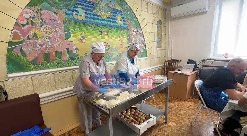 В Центре помощи детям, оставшимся без попечения родителей «Наш Дом» прошла встреча сирот с участниками СВО