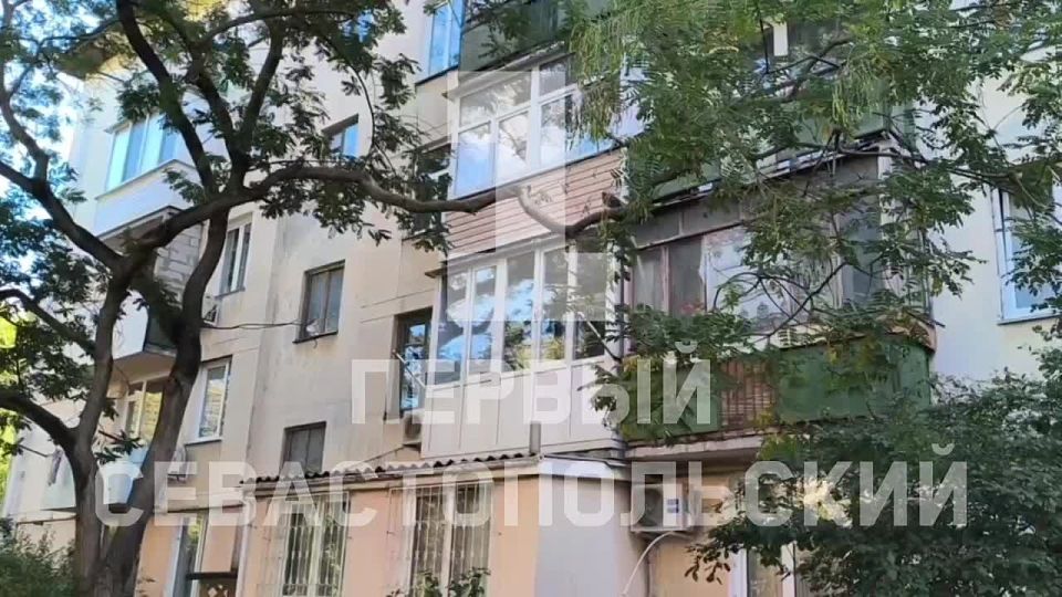 Большим количеством обращений от севастопольцев объяснили в УК «Центр» невозможность им дозвониться