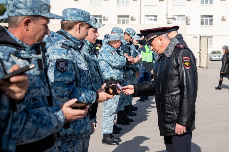 В Управлении МВД России по г. Севастополю состоялся ежегодный строевой смотр служб и подразделений
