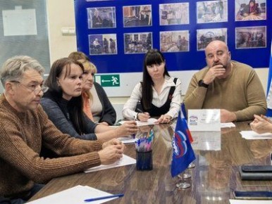 Павел Харламов провел встречу с руководителями и представителями некоммерческих организаций города