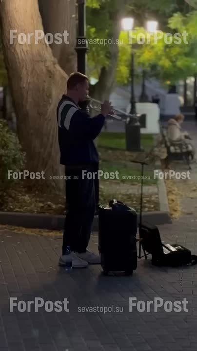 Вечерний пятничный Севастополь