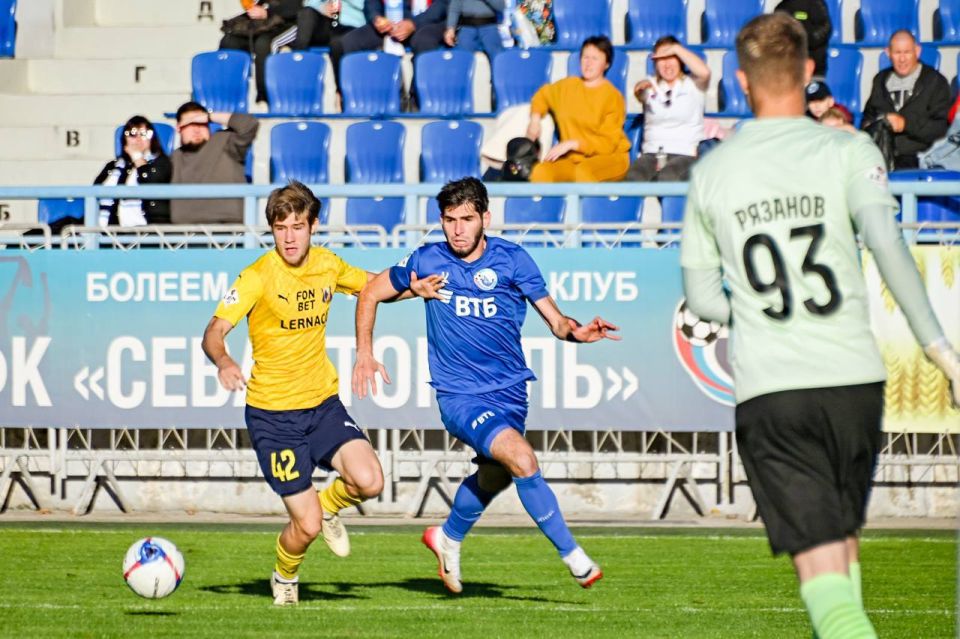 Михаил Развожаев: Сегодняшняя победа ФК «Севастополь» снова вывела нашу команду на 1 место в турнирной таблице!