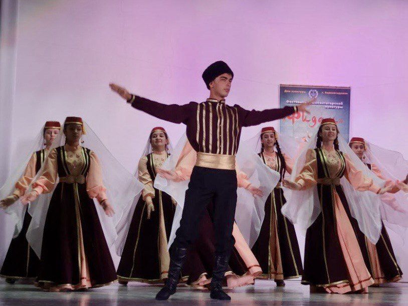 Фестиваль крымскотатарской культуры «Фидан» объединил более 350 участников