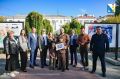 На Приморском бульваре открыта фотовыставка «Бизнес в объективе. Герои»