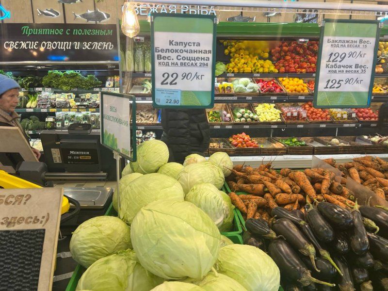 В Севастополе снизились цены на курицу, молоко, свеклу и капусту