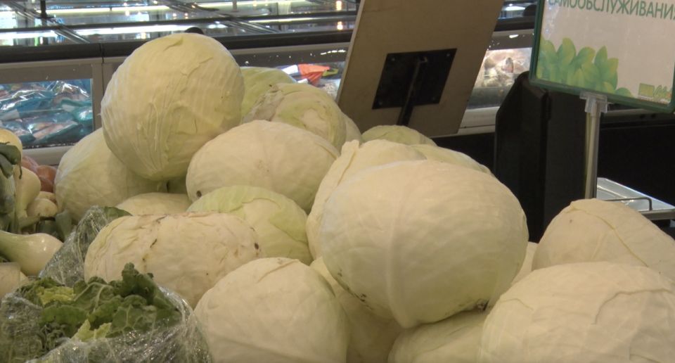 В Севастополе подешевели капуста, курица и молоко