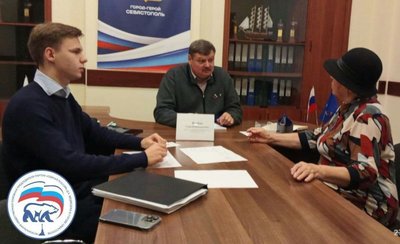 Сергей Колбин рассмотрел обращения избирателей