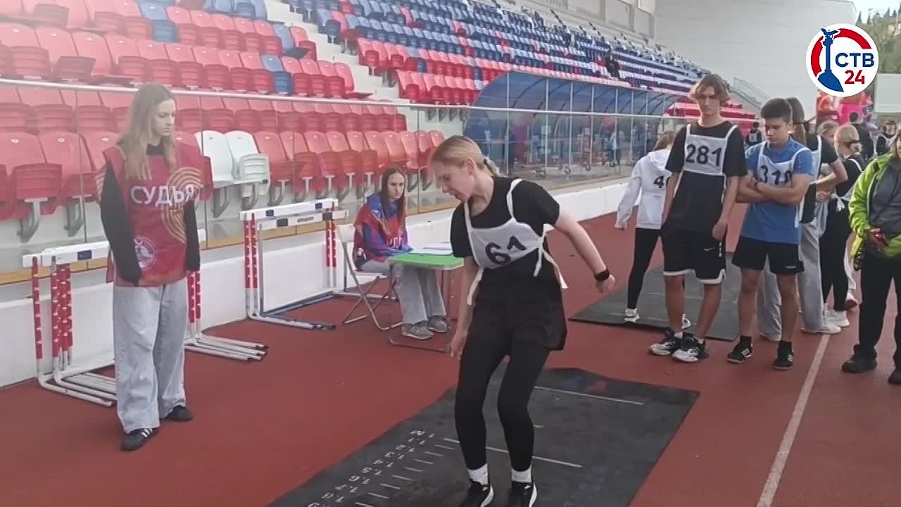 На стадионе 200-летия Севастополя прошла акция «ГТО — выпускникам Севастополя»