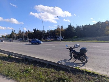 Подросток-мопедист пострадала в аварии на дороге "Севастополь – порт Камышовая бухта"