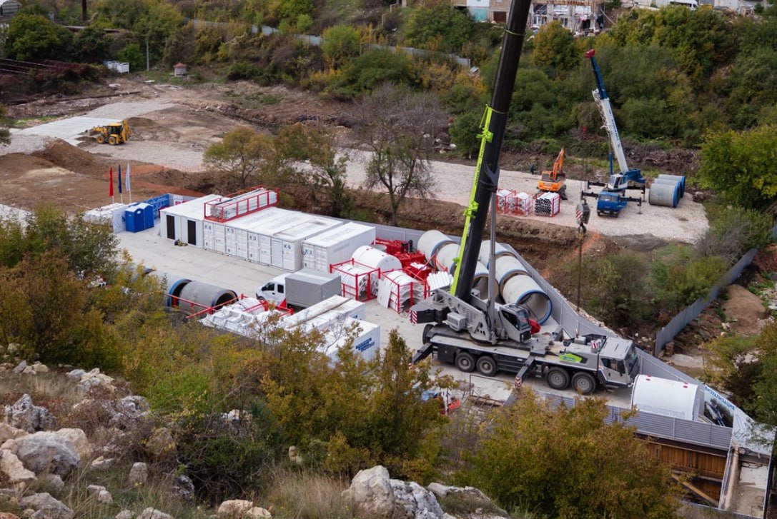 В Севастополе проезд по улице Крестовского не будут ограничивать на время прокладки коллектора