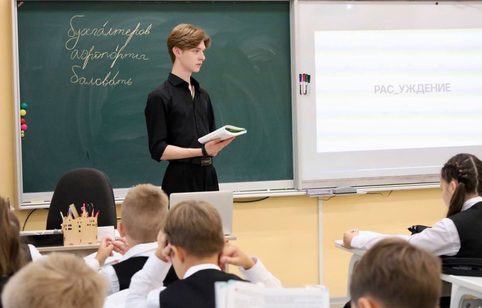 Продолжаю рассказывать про молодых специалистов в учреждениях образования Севастополя