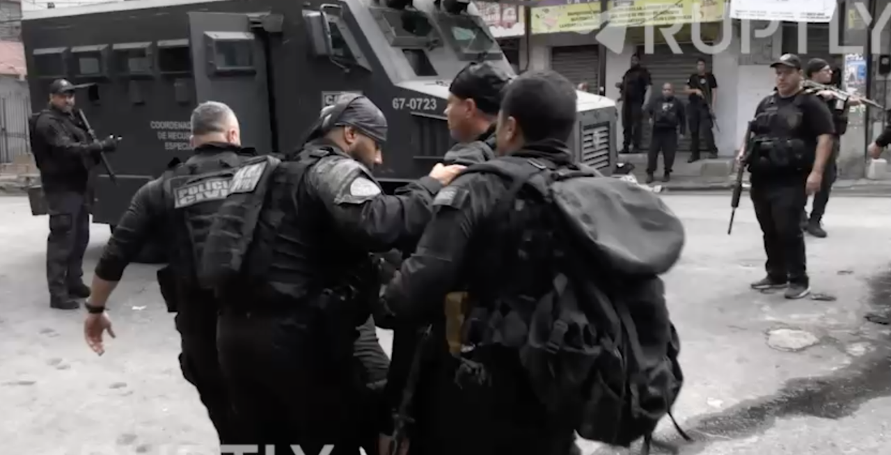 80 убитых: наркокартели воюют с полицией в Бразилии