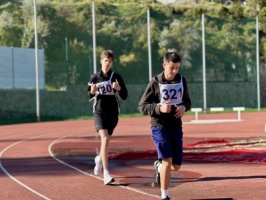 В Севастополе прошла акция «ГТО – выпускникам»: более 200 школьников проверили свои силы