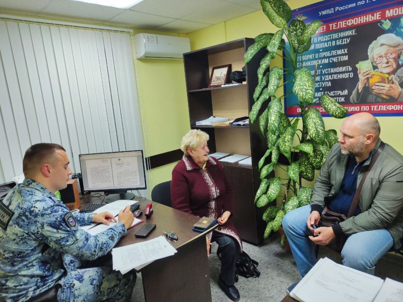 Представитель Общественного совета при УМВД России по г. Севастополю Андрей Киреев проверил работу участкового пункта полиции