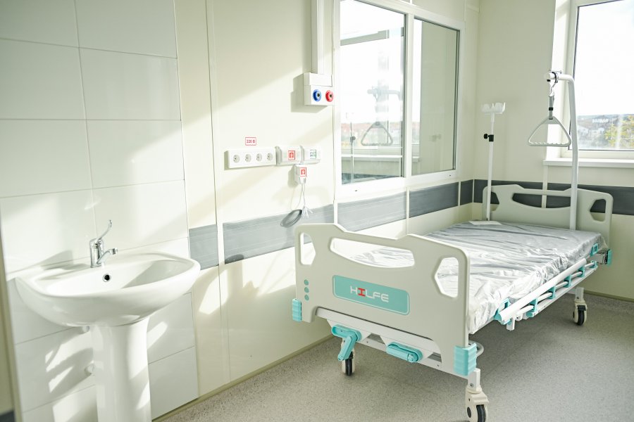 В детской больнице модернизировали отделение для новорождённых: на объекте проходят пусконаладночные работы новых инженерных систем