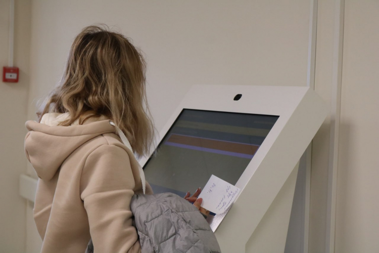 Почти 23 тысячи севастопольцев воспользовались инфоматами для записи на прием к врачу