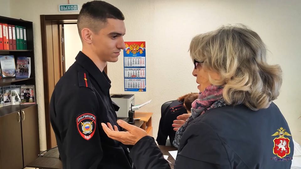 Полиция Севастополя дважды сорвала планы аферистов по хищению почти 1 млн рублей обманутой пенсионерки