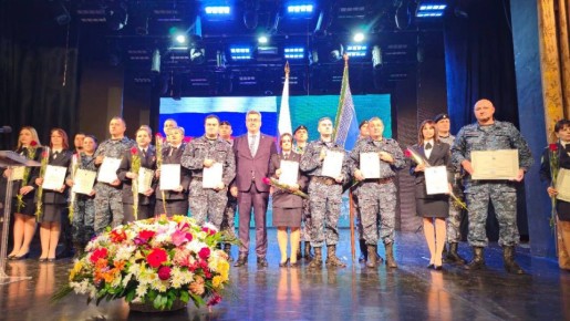  :            ,  160-        ...