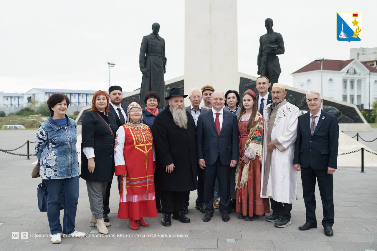 В единстве наша сила. Севастополь отмечает День народного единства