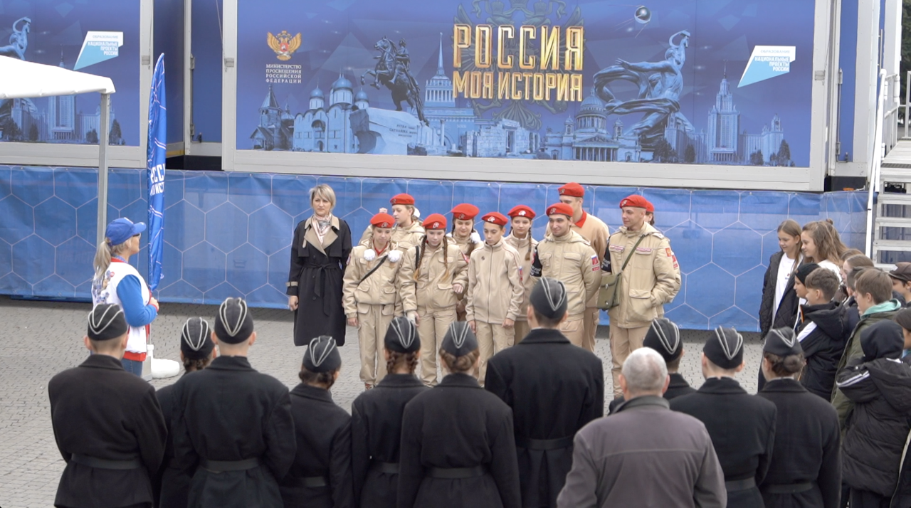 В Севастополь прибыл мультимедийный парк истории