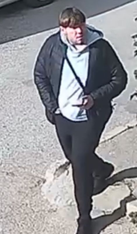 Полиция Севастополя устанавливает личность мужчины для оказания помощи