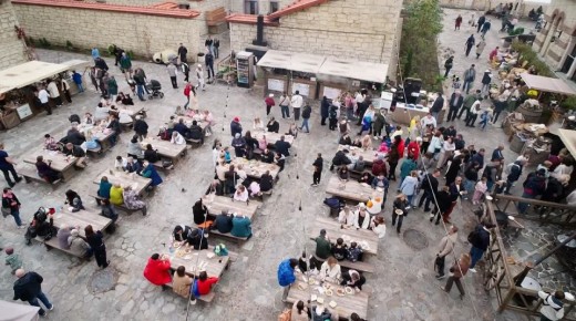 Фестиваль «Единство народов Таврического полуострова» собрал тысячи гостей в Новом Херсонесе