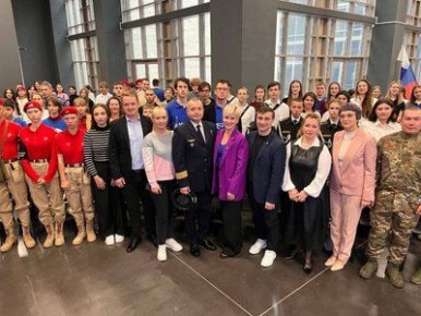 Денис Кондратьев принял участие во встрече с Героем России Дамиром Юсуповым