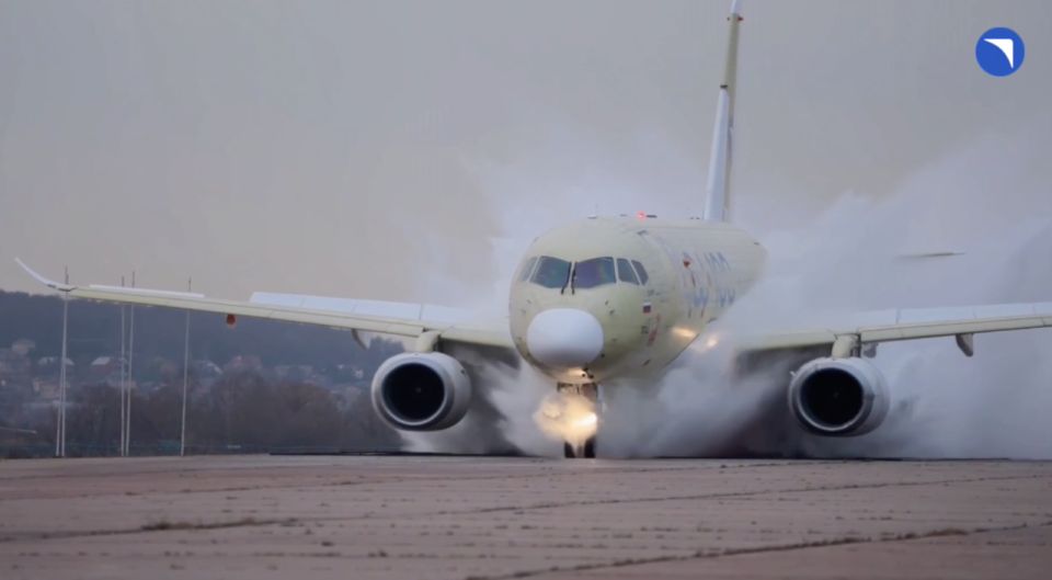 ����������������� SJ-100 ������� �� ������ �� ����